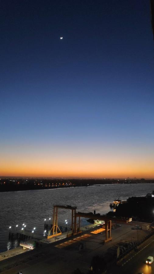 Nile Pyramidal View Apartment Cairo Exterior foto