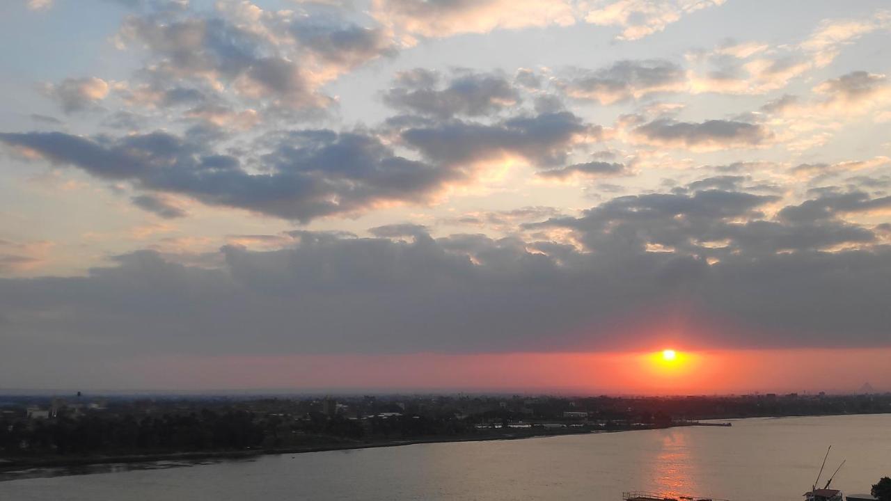 Nile Pyramidal View Apartment Cairo Exterior foto