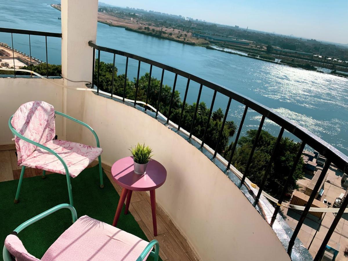Nile Pyramidal View Apartment Cairo Exterior foto