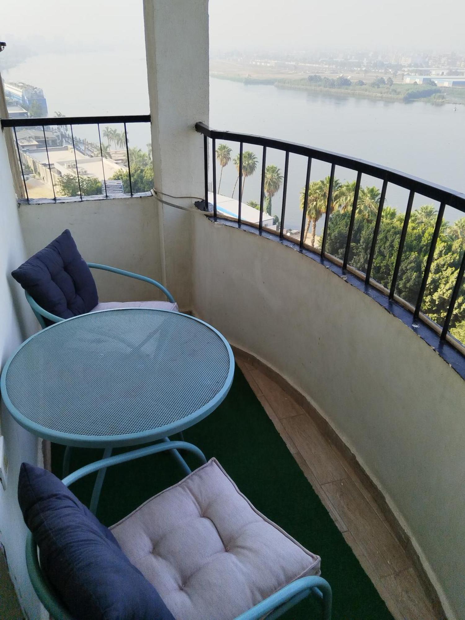 Nile Pyramidal View Apartment Cairo Exterior foto